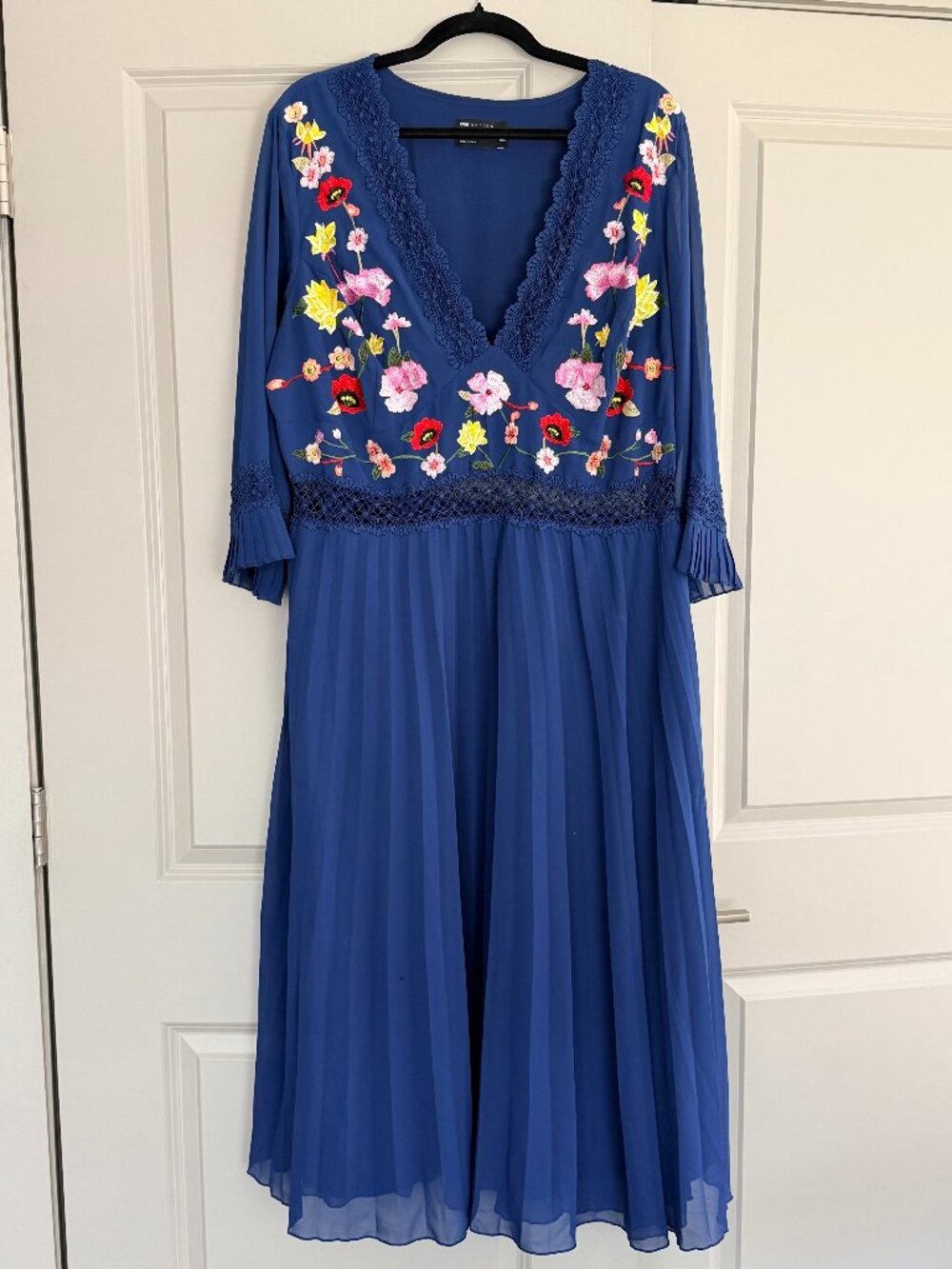 ASOS Design Plus Size Blue Embroidered Floral Lace Midi Dress